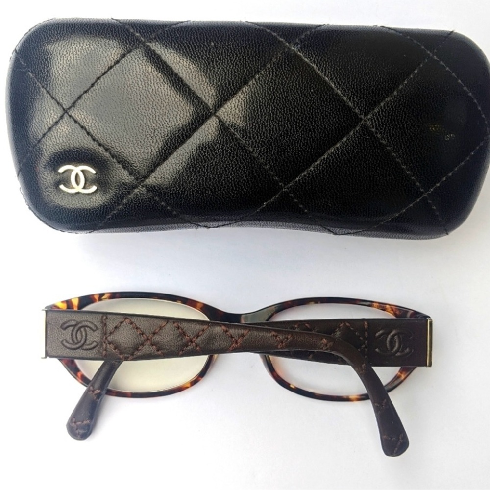 Chanel Quilted Sunglasses Case with Tortoise Shell Glasses